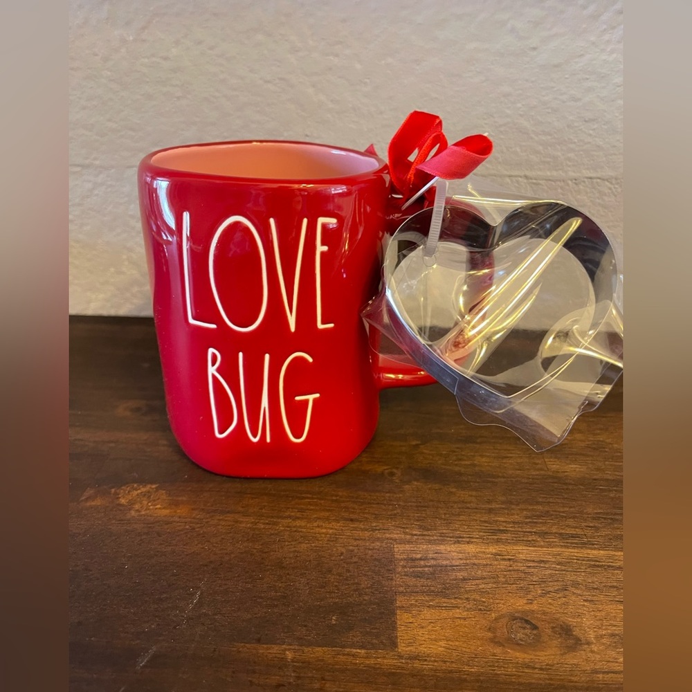 Rae Dunn Love Bug Valentines Mug with heart cookie‎ cutter
